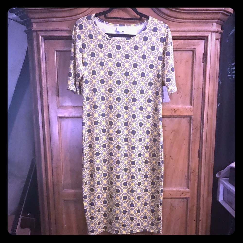 BNWT: LulaRoe Julia Dress in geometric pattern